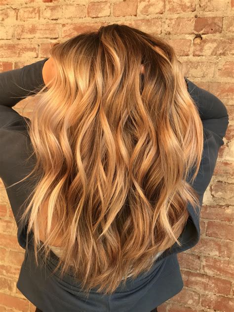 ombre hair color honey blonde